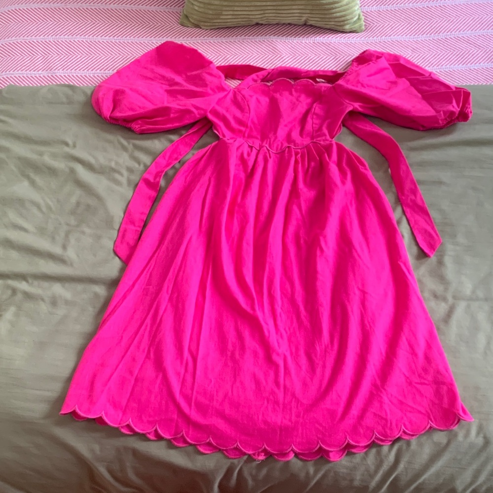 Vibrant Pink Women’s Dress with Scalloped Hem